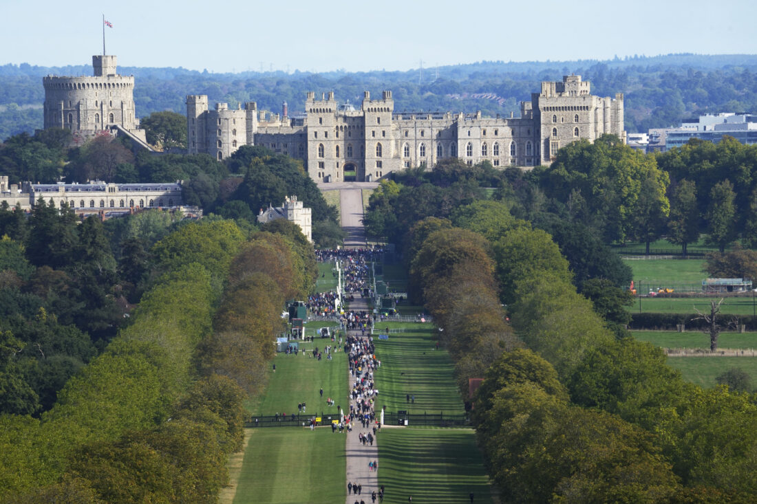 Police investigate burglary at Windsor Castle estate, fueling 